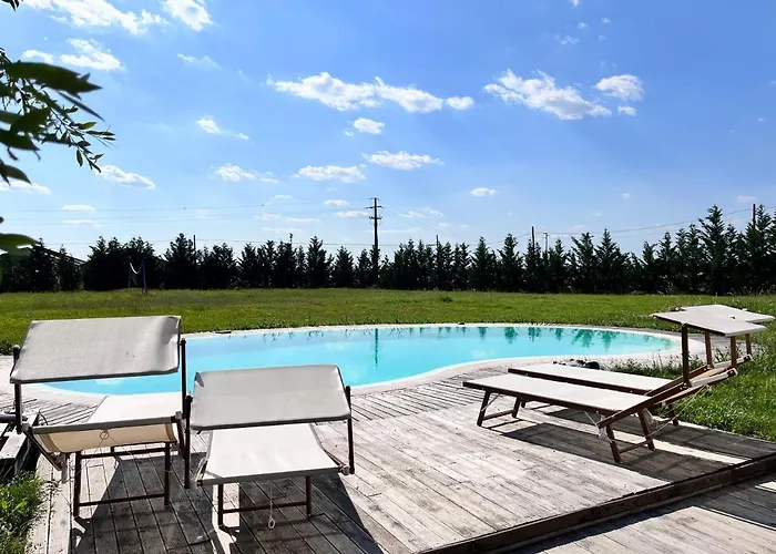 Indipendente Con Piscina Privata 别墅